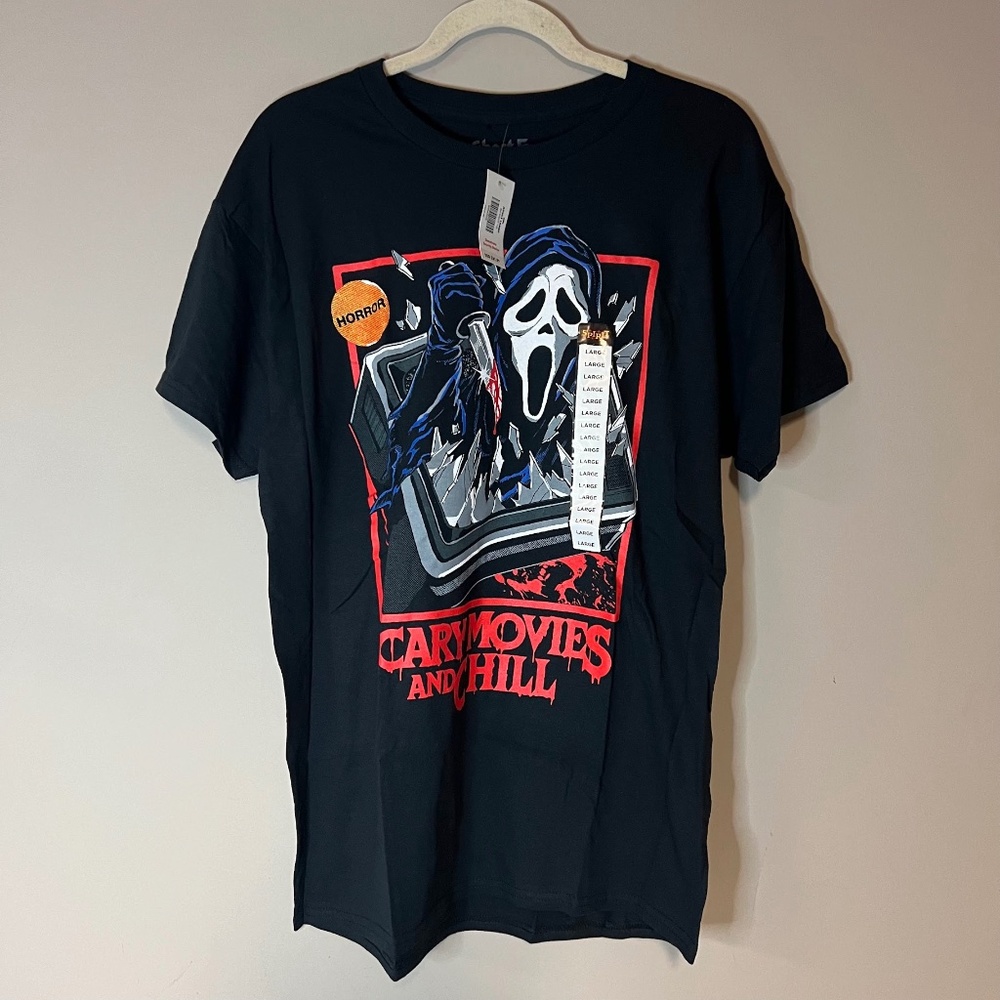 NWT Ghost Face Scream Scary Movies & Chill Graphic T-Shirt Horror